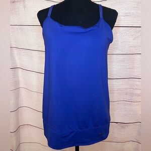 MINT CONDITION Under Armour tank top with built-in sports bra